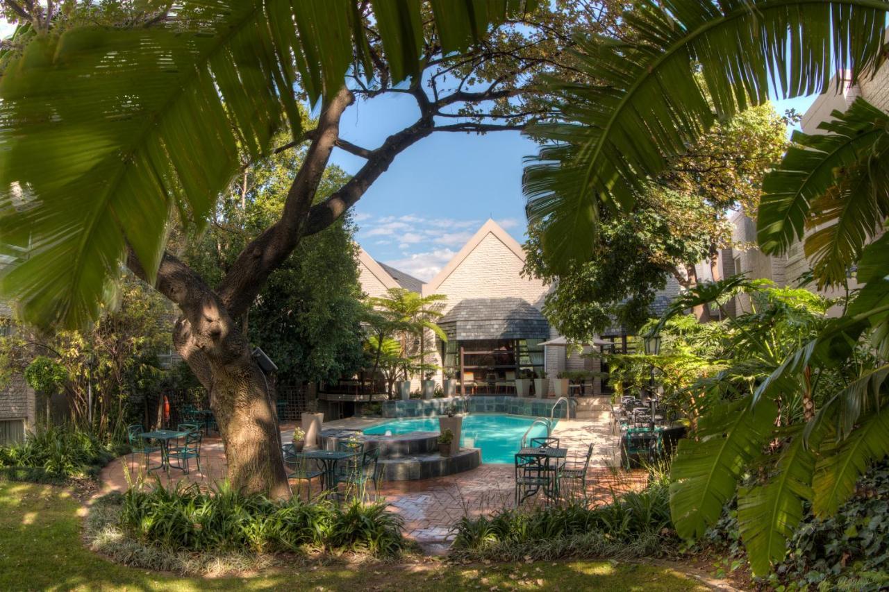 City Lodge Hotel Sandton, Katherine Street Йоханнесбург Экстерьер фото